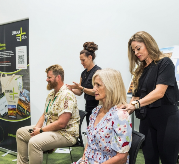 Enjoying a 5-minute head and neck ​​massage